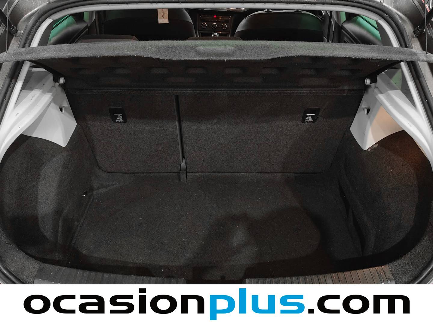 Fotos maletero Seat León Seat León 2.0 TDI S&S FR (184 CV)