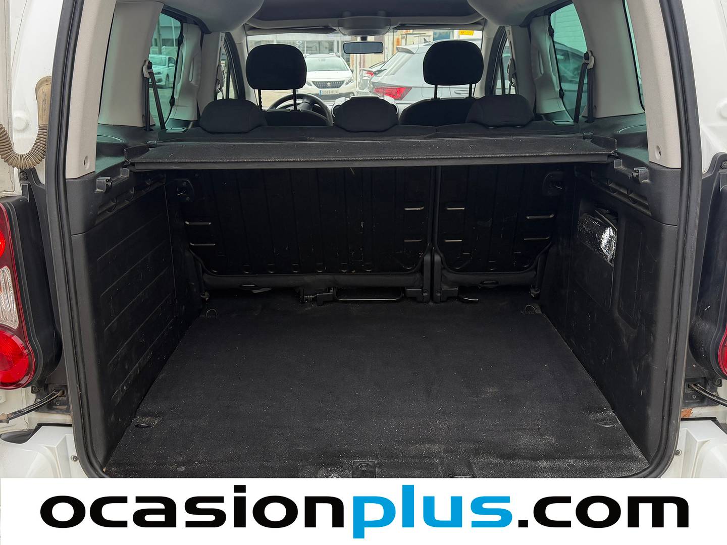 Foto Peugeot Partner Peugeot Partner Tepee Combi 1.6 BlueHDI Active (100 CV)