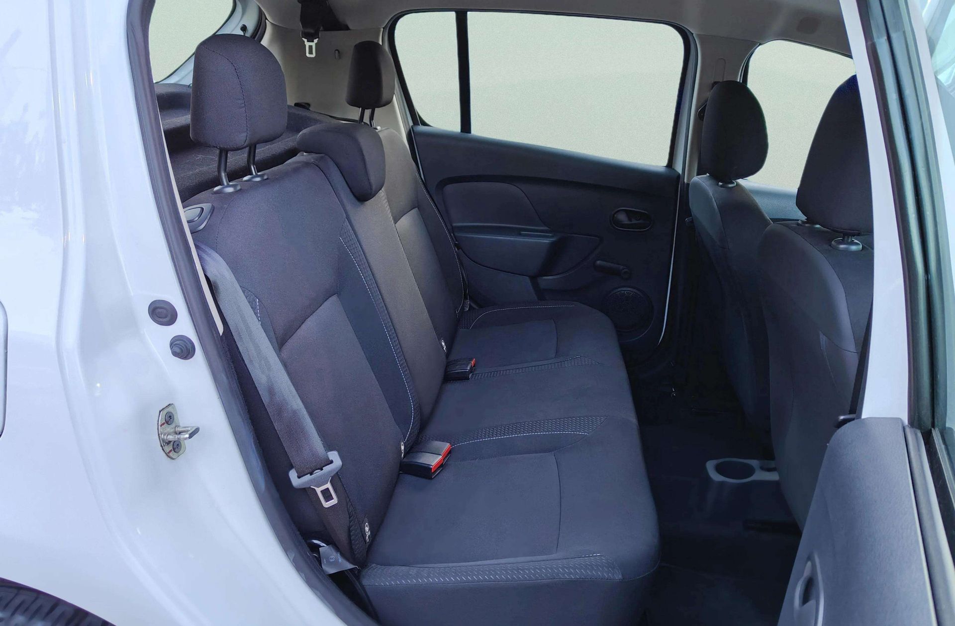 Dacia Sandero Ambiance 1.0 - foto 13