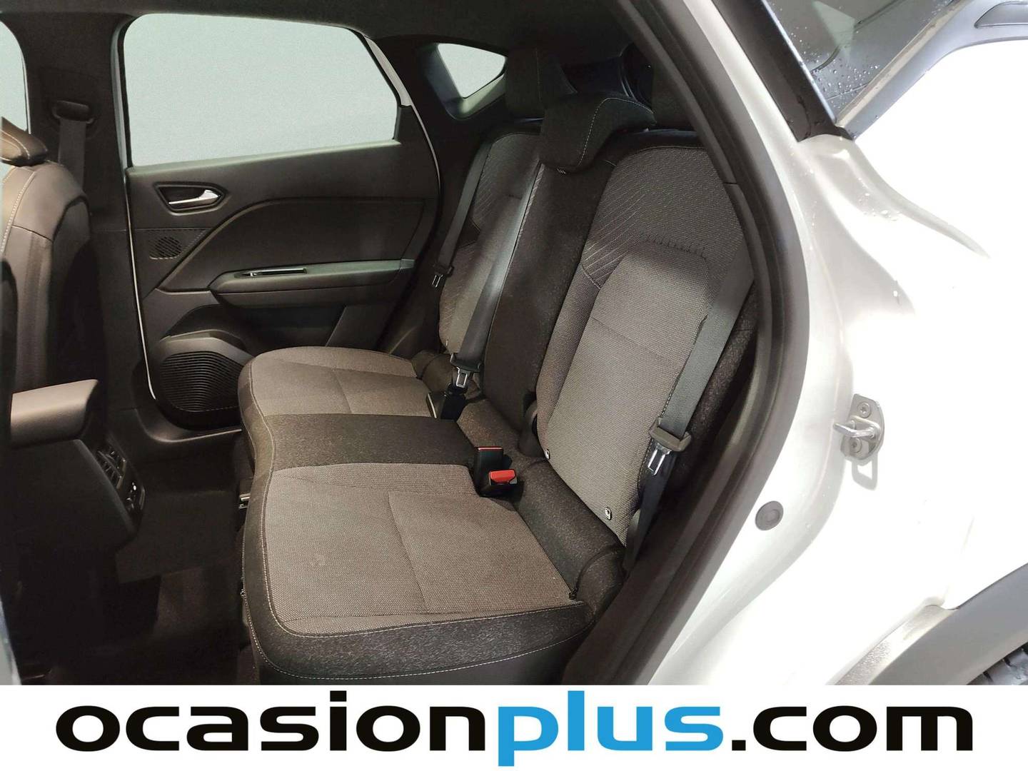 Foto asientos traseros Renault Captur Renault Captur Techno E-Tech Híbrido (145 CV)