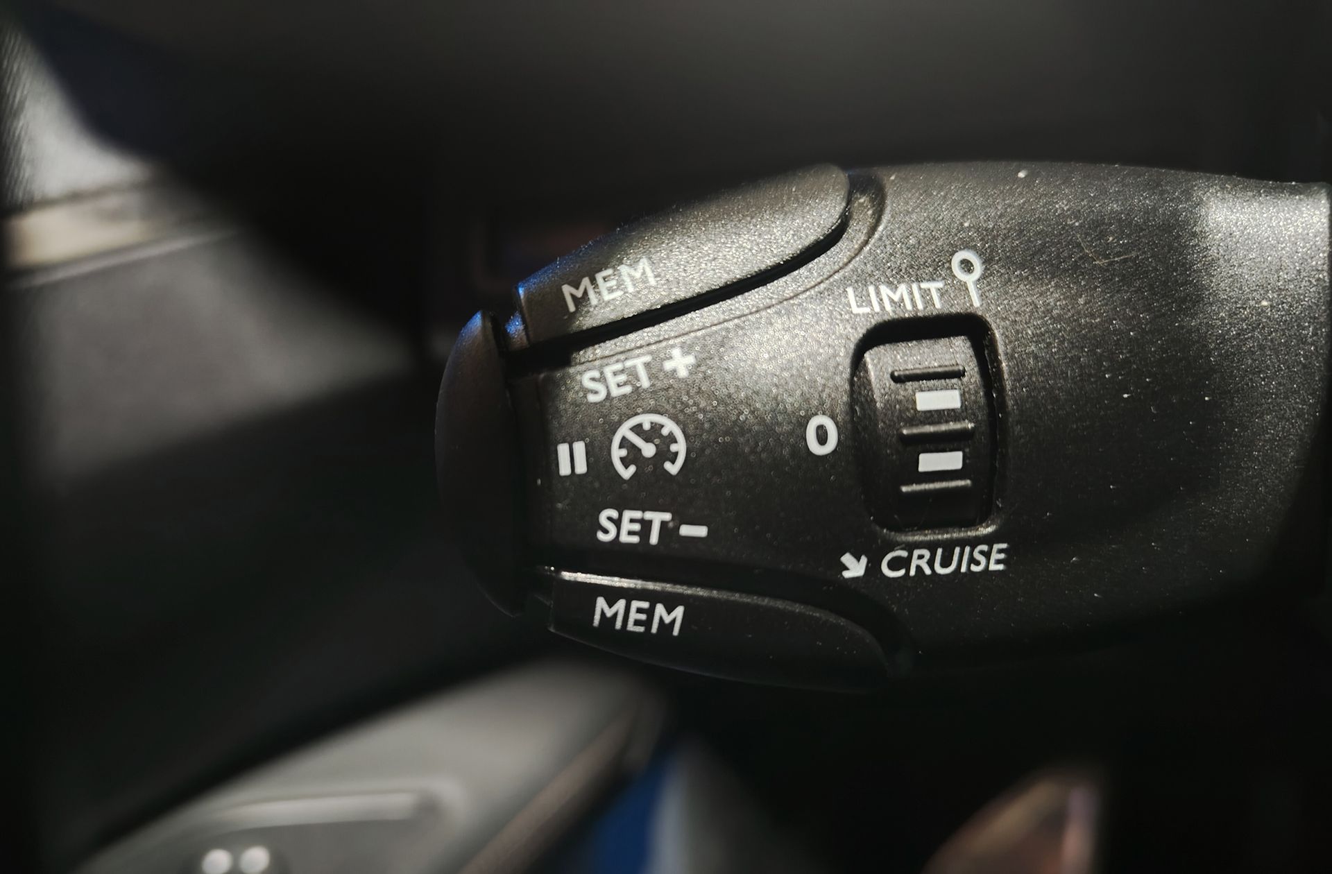 Peugeot 3008 BlueHDi 130 GT Line - foto 27