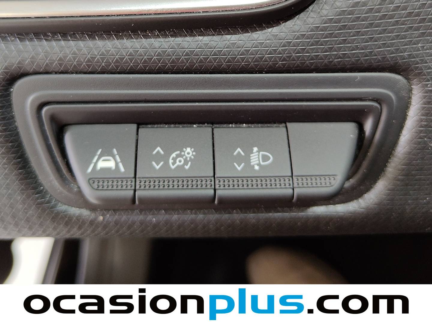 Equipamiento del Renault Clio Renault Clio Equilibre TCe (100 CV) GLP