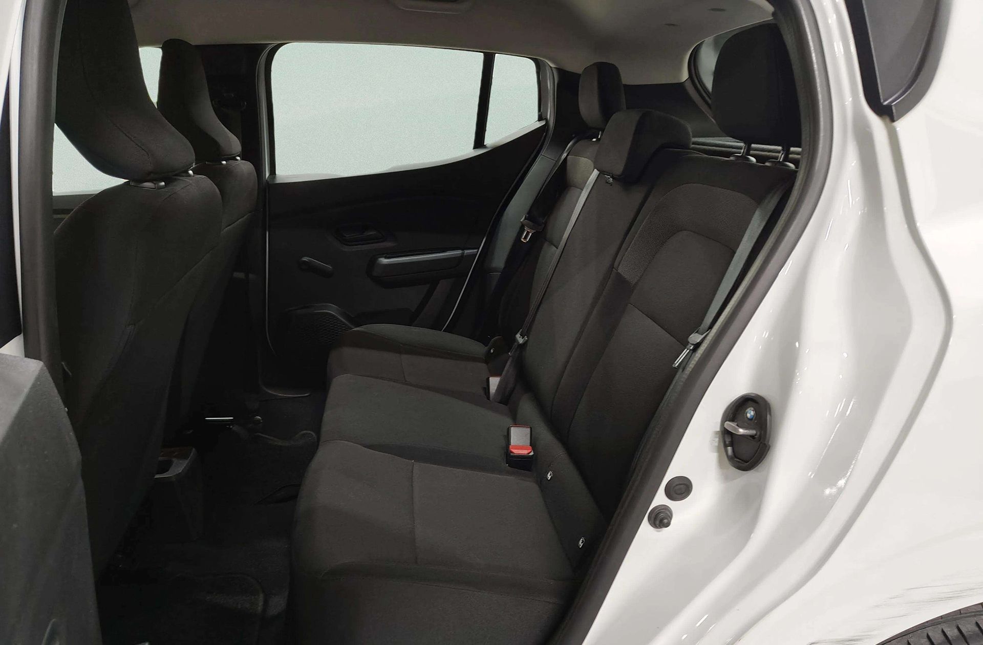 Dacia Sandero Essential TCe - foto 11
