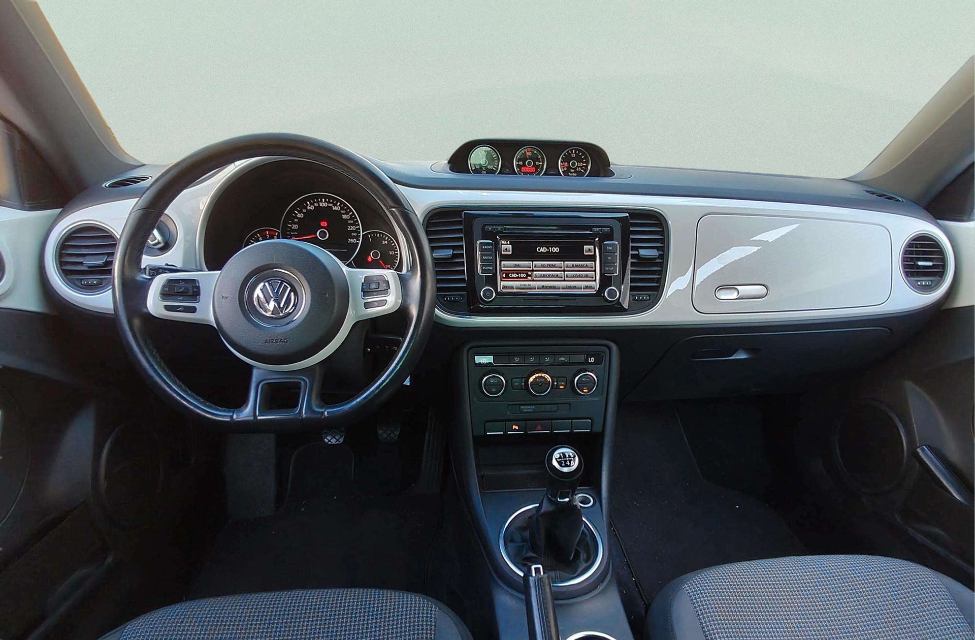 Volkswagen Beetle Design 1.4 TSI - foto 6