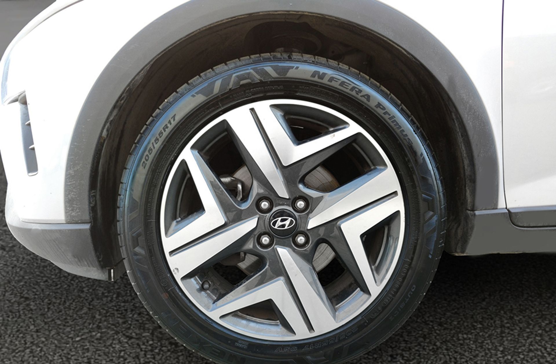 Hyundai Bayon 1.0 T-GDi 48V Tecno - foto 36