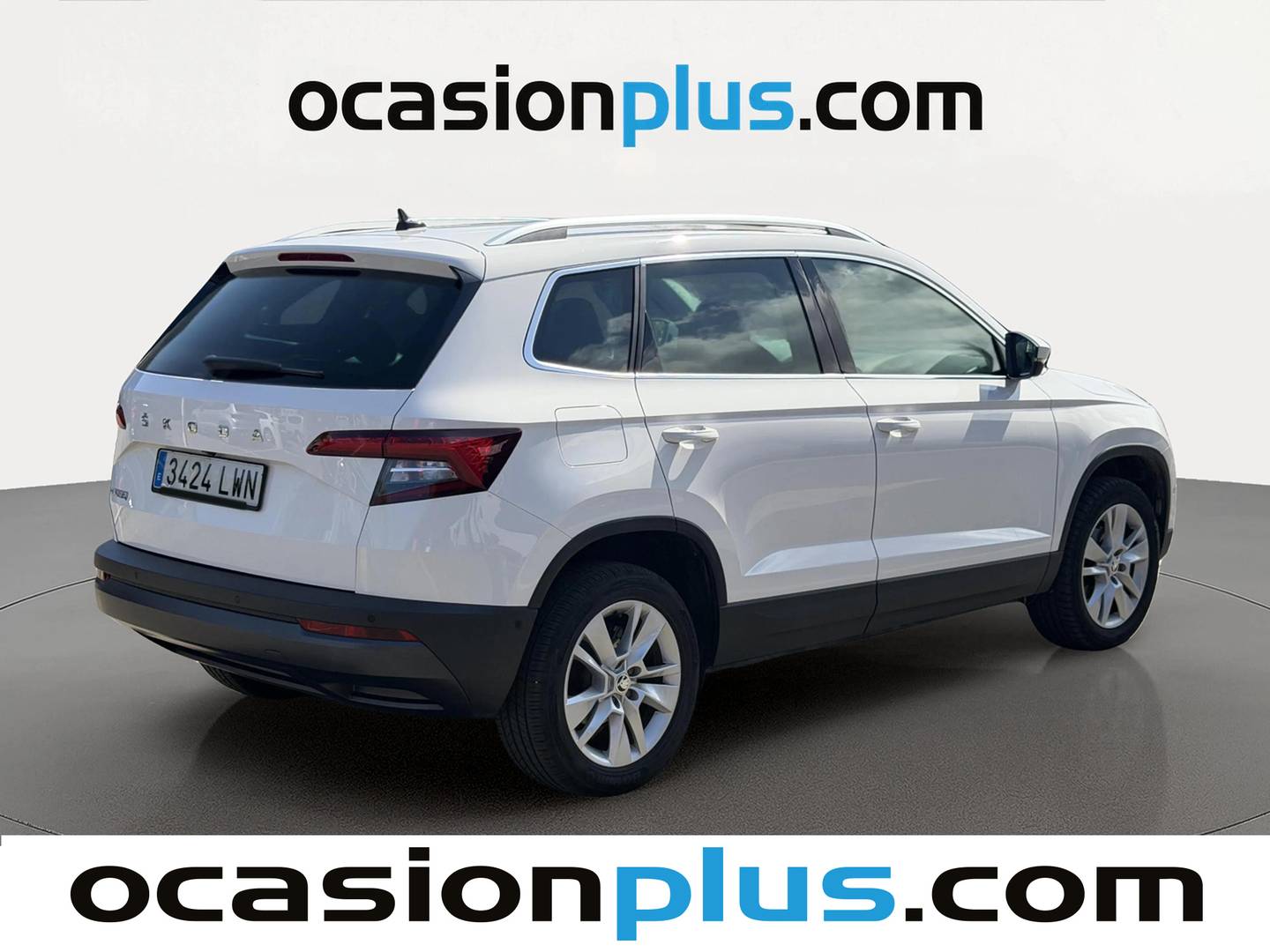 Foto trasera Skoda Karoq Skoda Karoq 1.0 TSI Ambition (110 CV) derecha