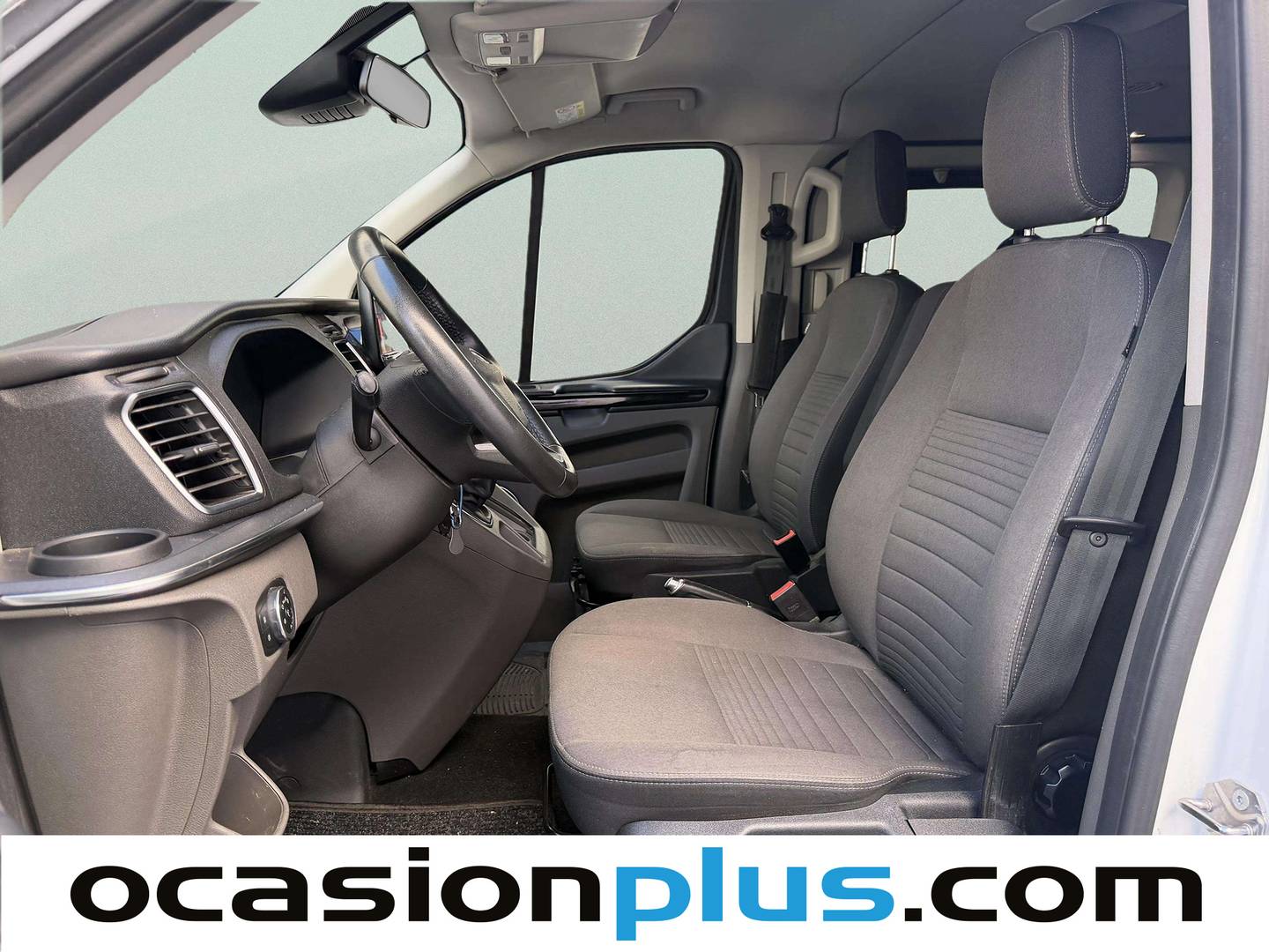 Foto asientos delanteros Ford Tourneo Custom Ford Tourneo Custom 2.0 Ecoblue L1 Titanium (130 CV) 8 plazas