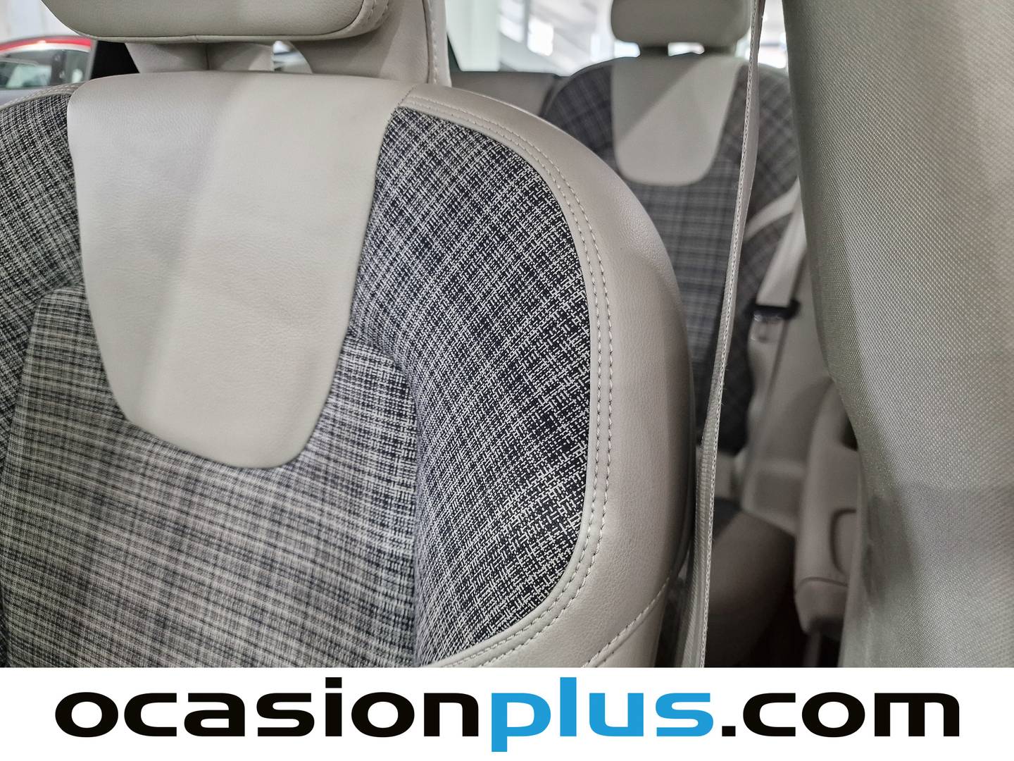 Extras y acabados del Volvo XC60 Volvo XC60 D3 Momentum (150 CV)