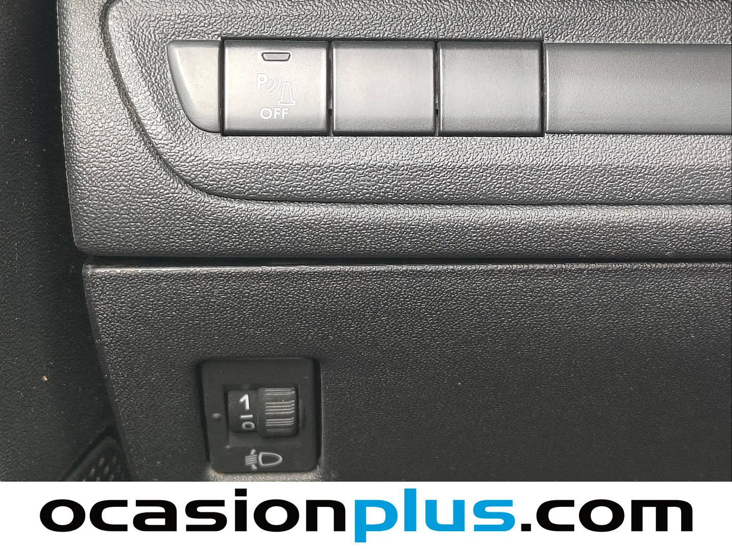 Peugeot 2008 Peugeot 2008 BlueHDi 100 Allure (100 CV) de segunda mano