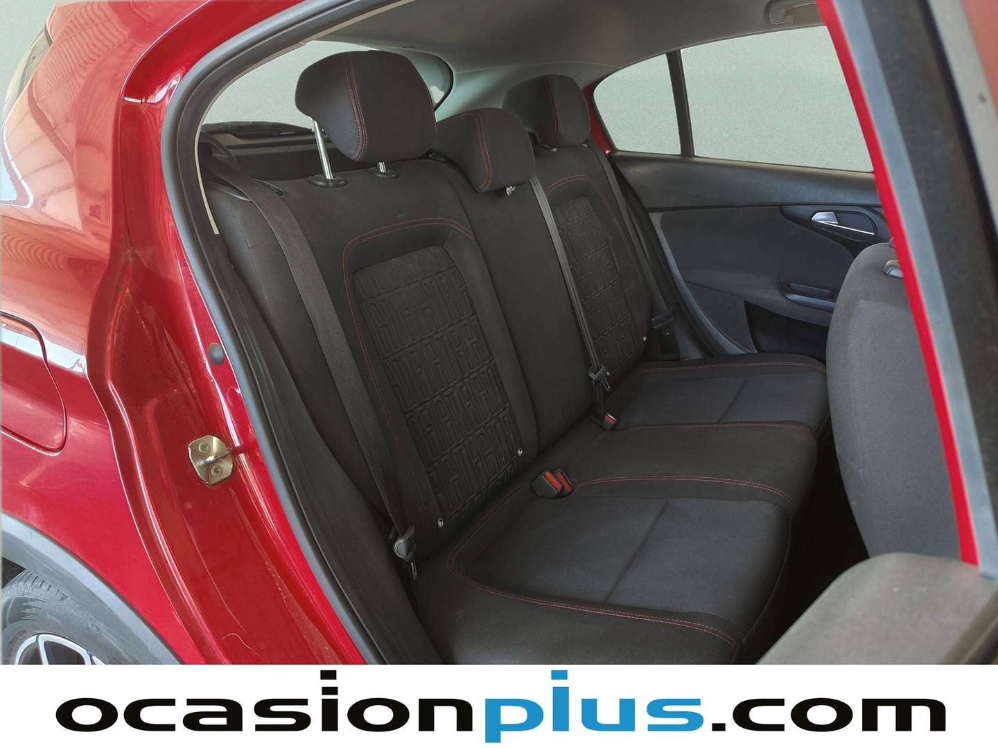 Foto asientos traseros Fiat Tipo Fiat Tipo 1.5 Hybrid Red DCT (130 CV)