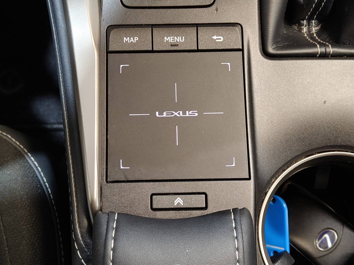 Foto Lexus NX Lexus NX 300h Premium 2WD (197 CV)