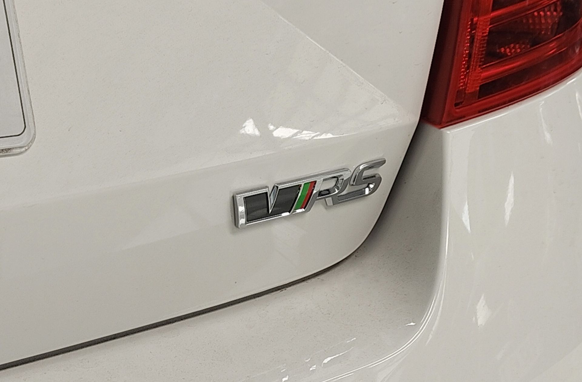 Škoda Octavia 2.0 TDI RS - foto 17