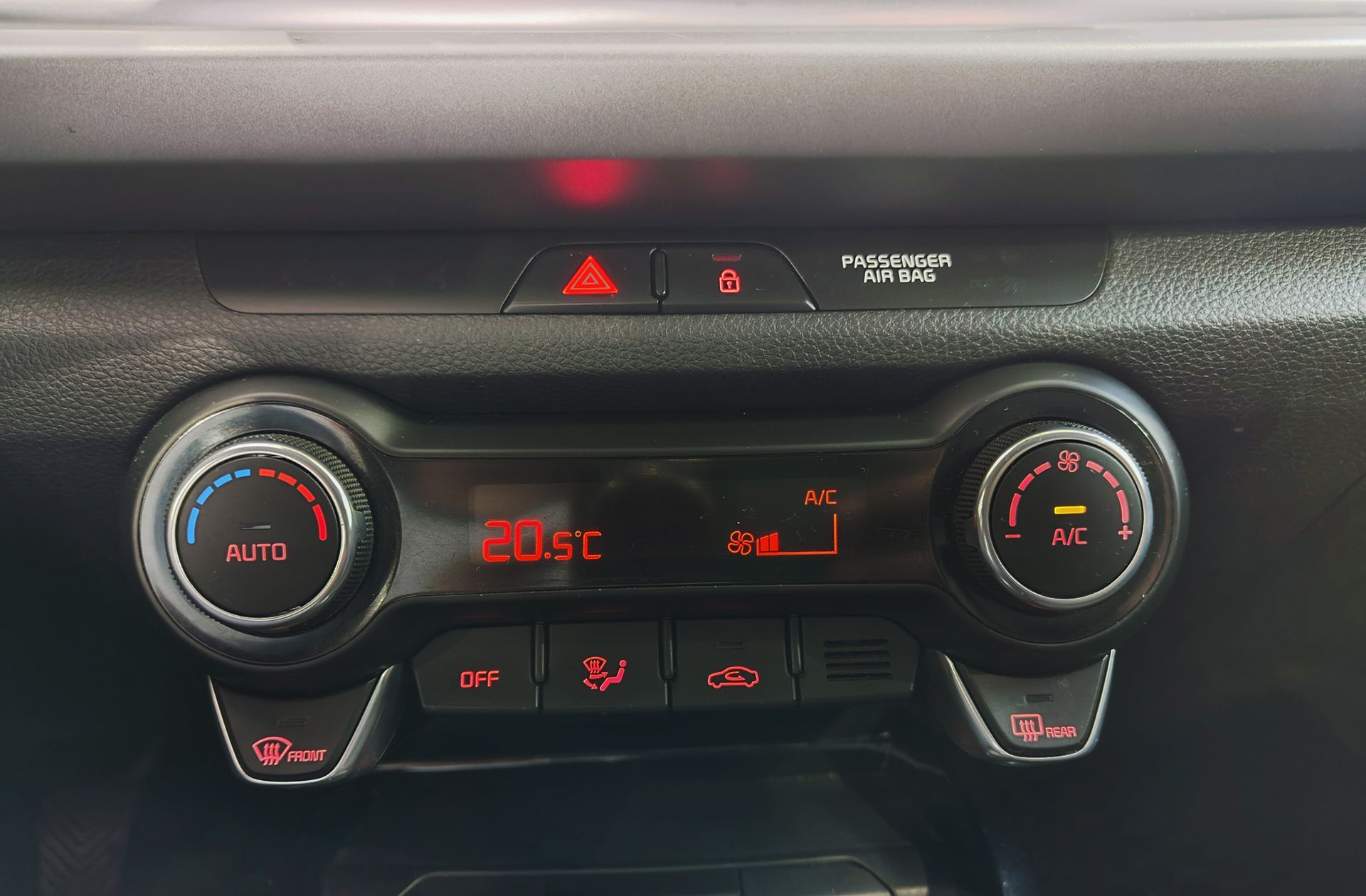 Kia Rio 1.0 T-GDi Drive - foto 30