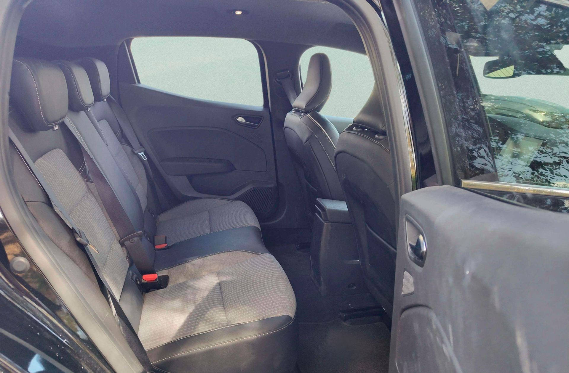 Renault Clio Techno TCe GLP - foto 18