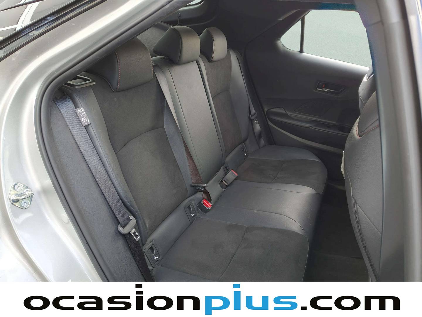 Foto Toyota C-HR Toyota C-HR 200H GR Sport (196 CV)