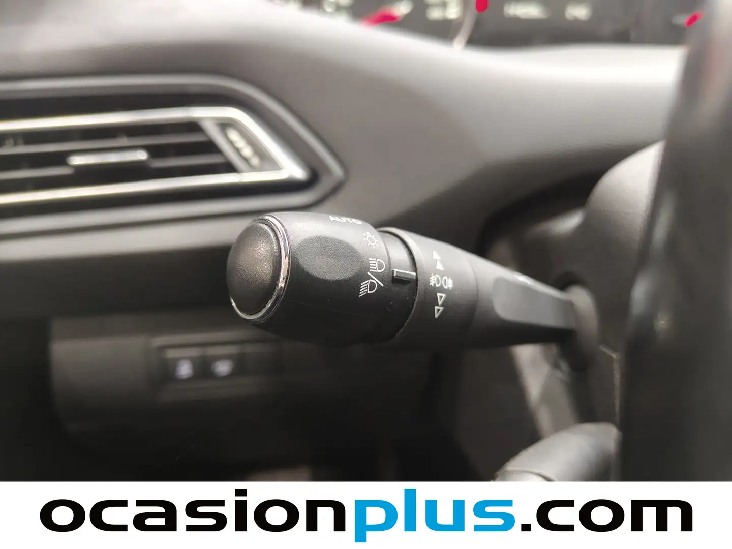 Foto Peugeot 308 Peugeot 308 SW BlueHDI 120 S&S Allure (120 CV)