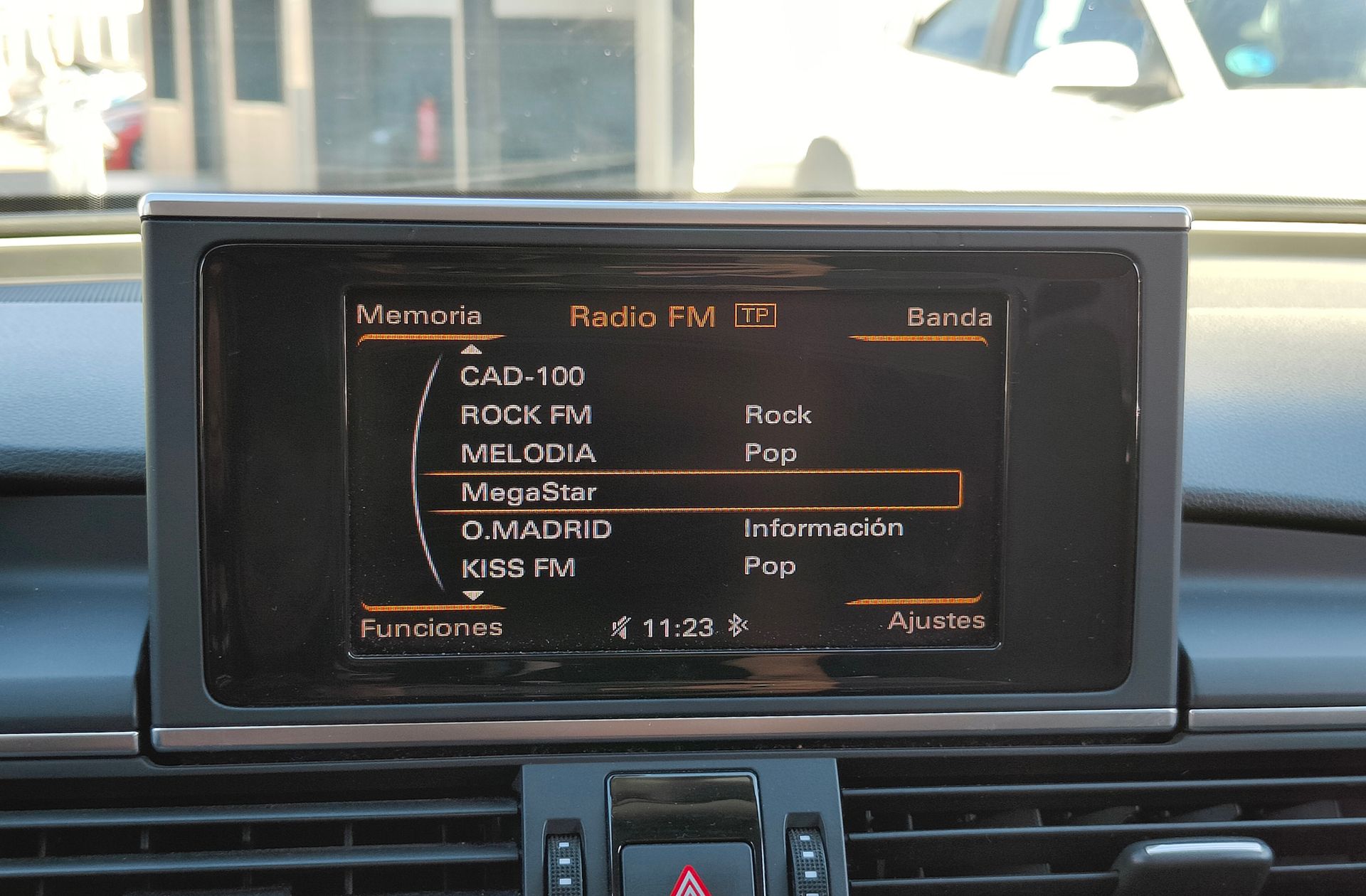 Audi A6 2.0 TDI Multitronic - foto 34