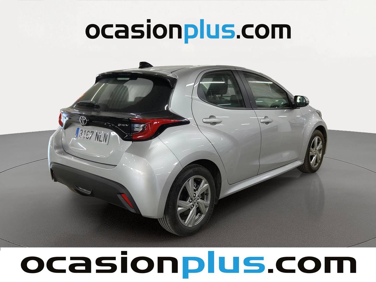 Foto trasera Toyota Yaris Toyota Yaris 120H Active Plus (116 CV) derecha
