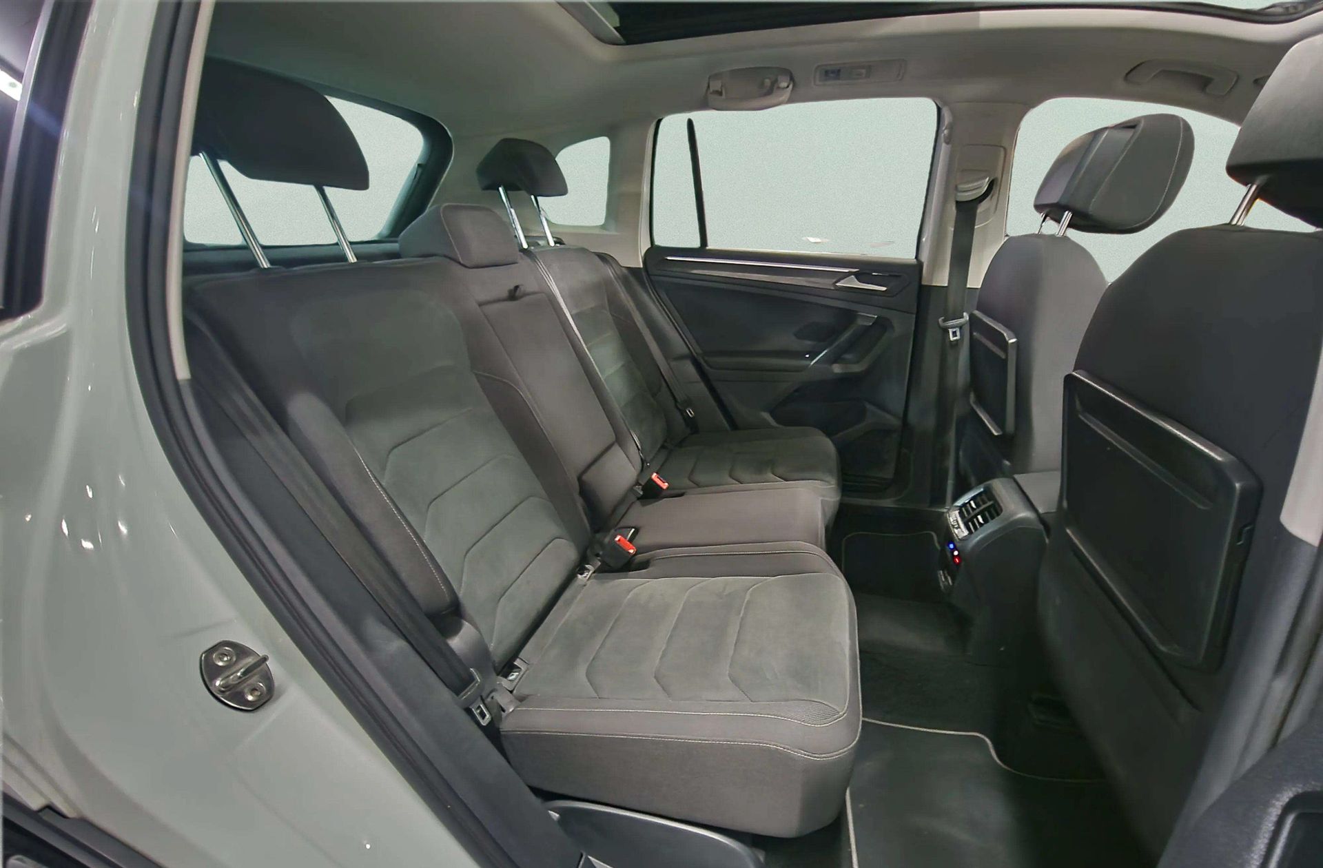 Volkswagen Tiguan Sport 2.0 TDI DSG - foto 22