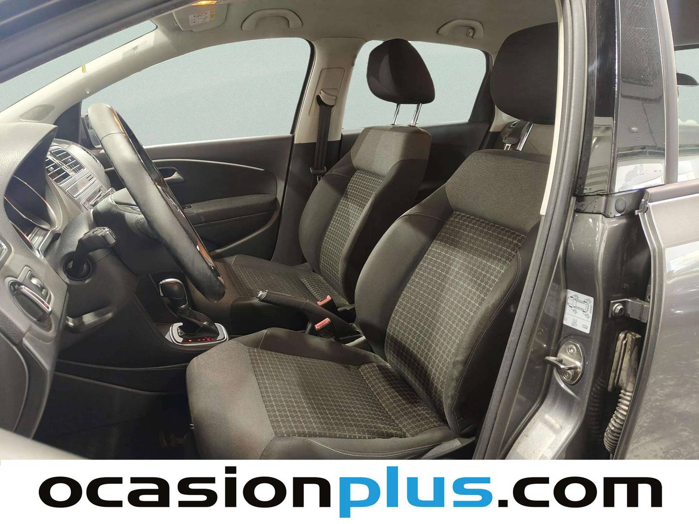 Foto asientos delanteros Volkswagen Polo Volkswagen Polo Advance 1.2 TSI BMT (90 CV) DSG