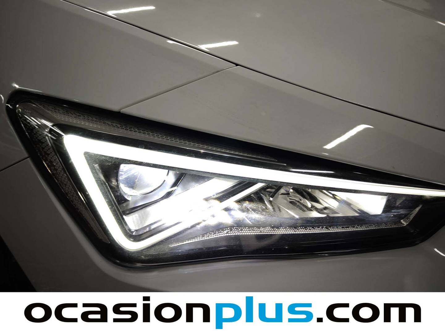 Paquetes del Seat León SEAT León 1.5 eTSI S&S FR Special Edition DSG (150 CV)