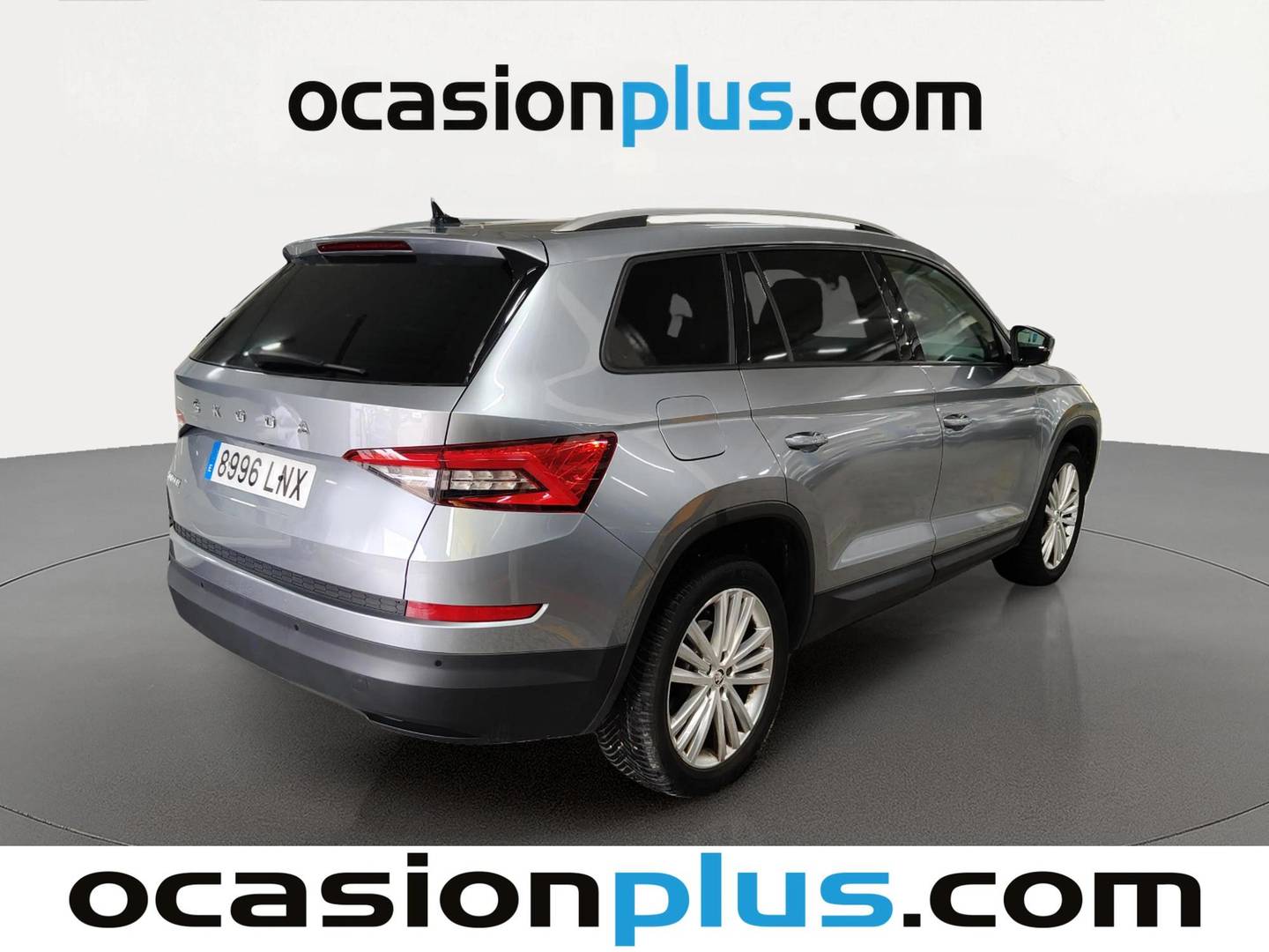 Foto trasera Skoda Kodiaq Skoda Kodiaq 2.0 TDI Ambition 4x2 DSG (150 CV) 7 Plazas derecha