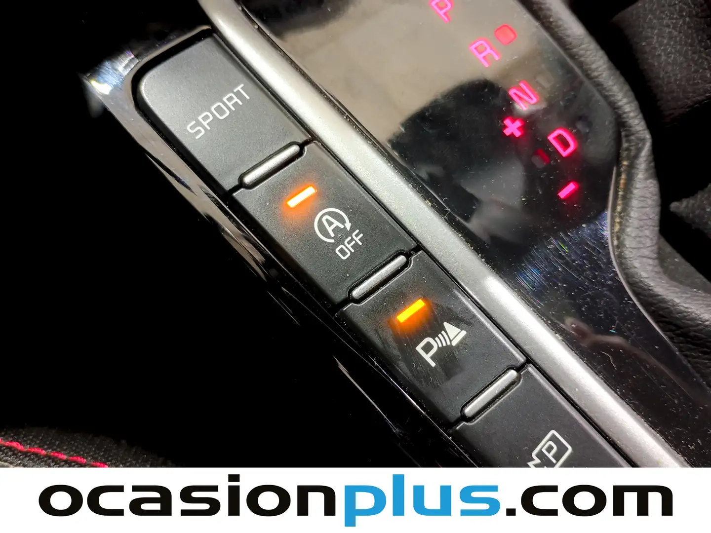 Foto KIA Ceed Kia Ceed 1.6 T-GDi GT DCT (204 CV)