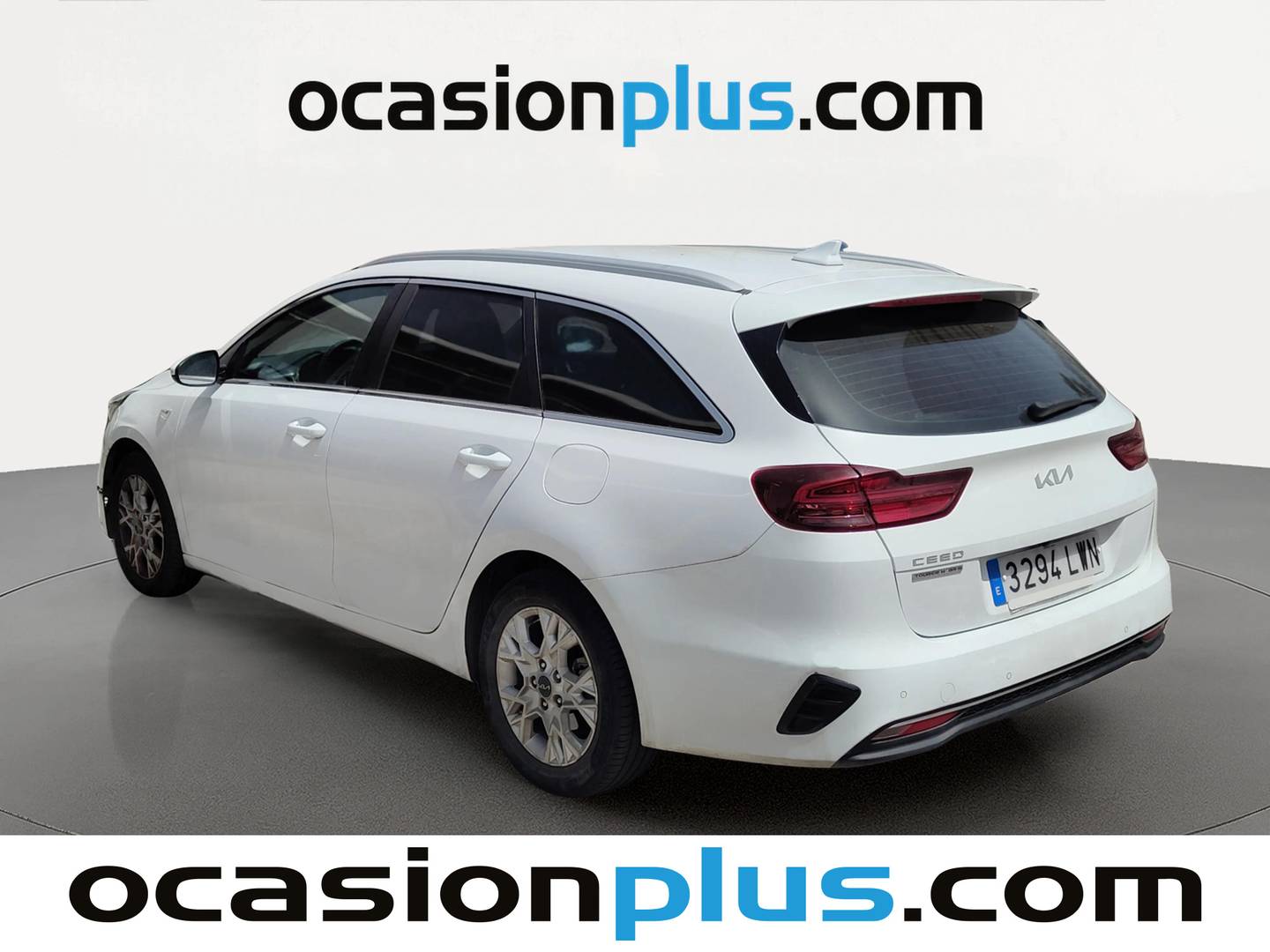 Foto trasera KIA Ceed Tourer KIA Ceed Tourer 1.6 MHEV iMT Drive (136 CV) izquierda