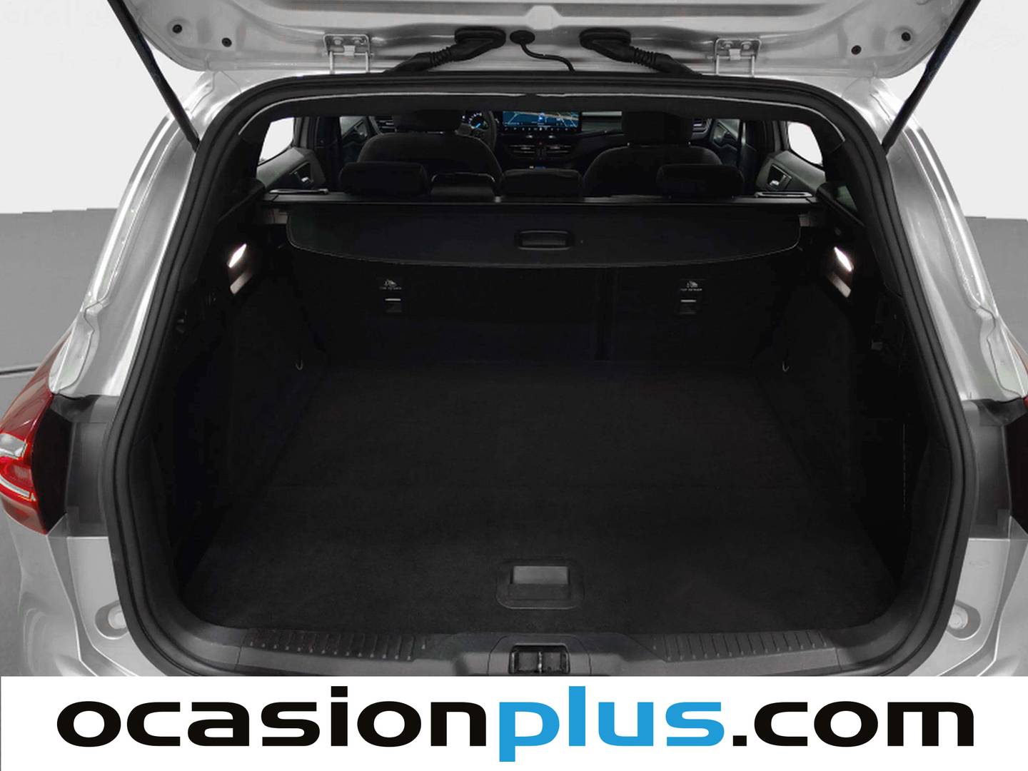 Fotos maletero Ford Focus Ford Focus 1.0 Ecoboost MHEV ST-Line Auto (155 CV)