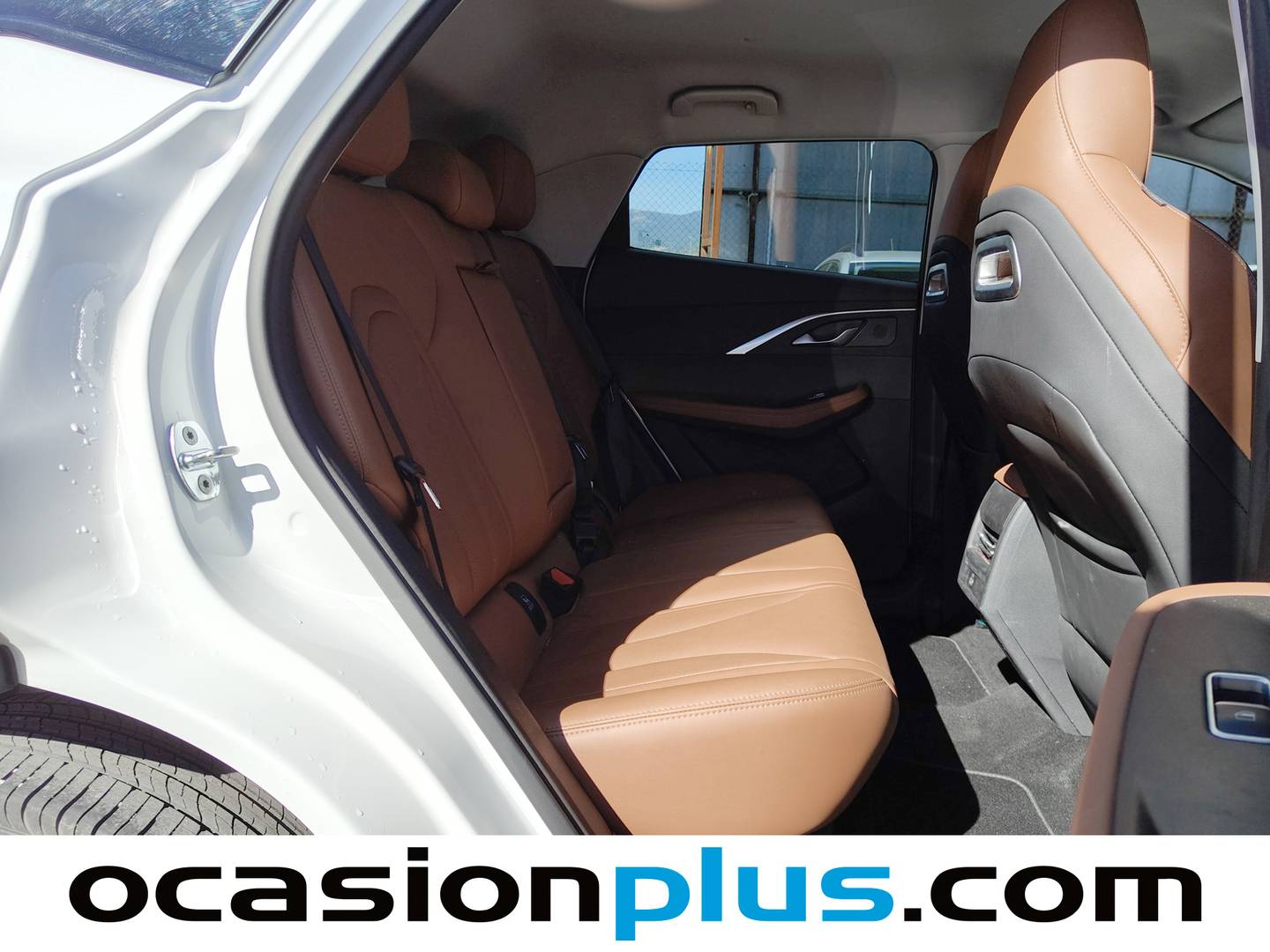 Foto OMODA 5 Omoda 5 1.6 T-GDI Comfort DCT  (185 CV)