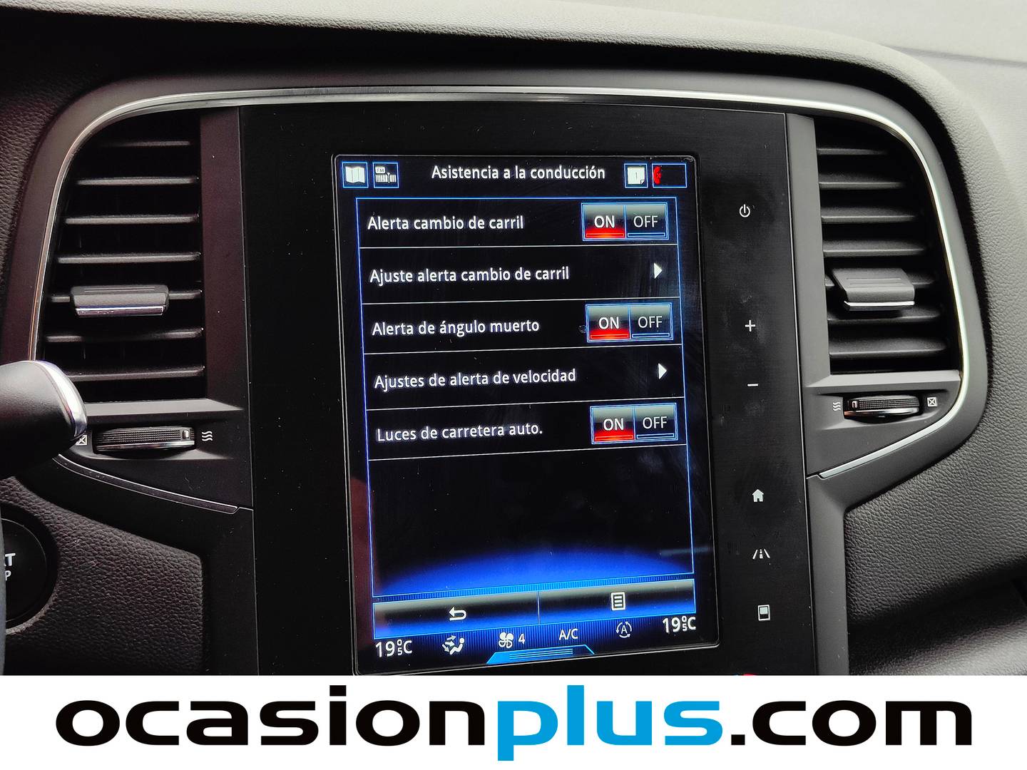 Extras del Renault Mégane Renault Megane Zen TCe (140 CV) GPF