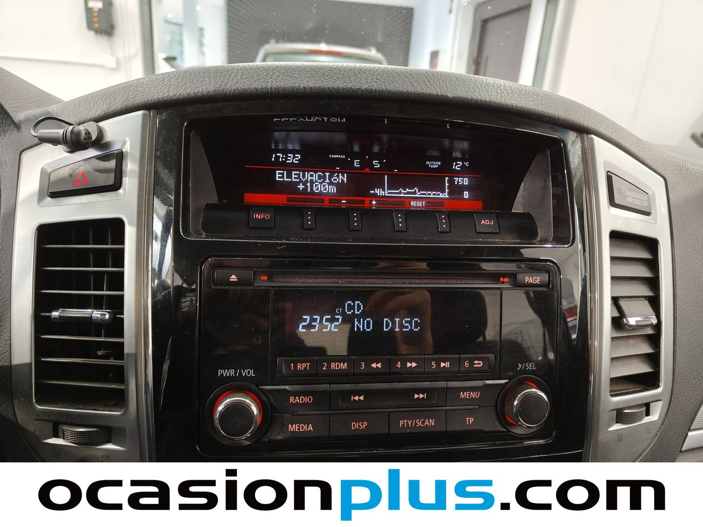 Foto Mitsubishi Montero Mitsubishi Montero 3.2 DI-D Spirit 7 Plazas 4x4 (200 CV)