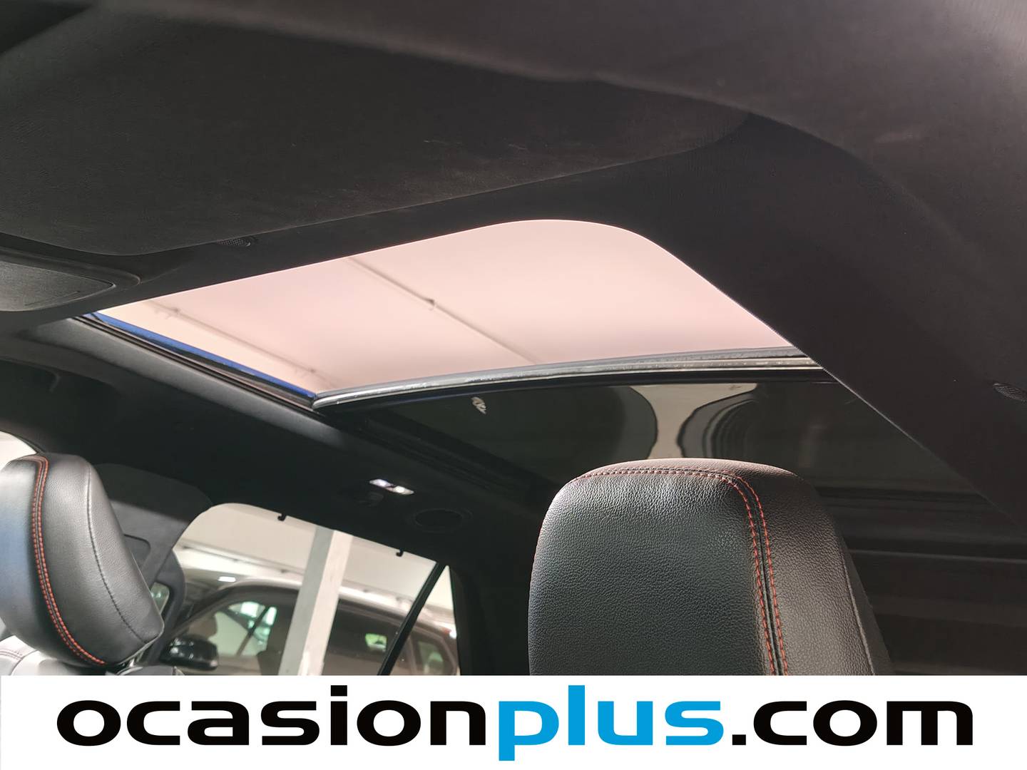 Extras del Ford Explorer Ford Explorer 3.0 PHEV ST Line AWD (457 CV) 7 Plazas