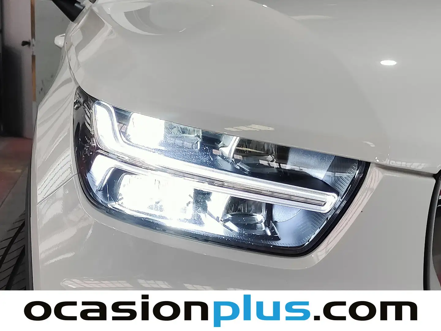 Foto Volvo XC40 Volvo XC40 T3 (163 CV)