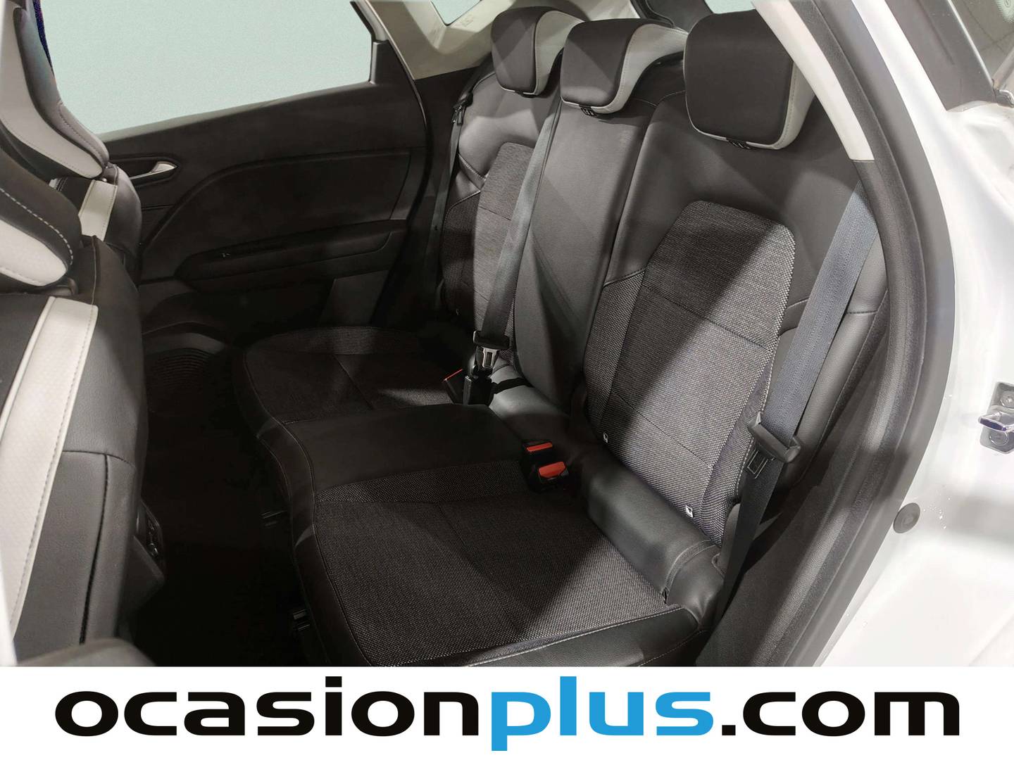 Foto asientos traseros Renault Captur Renault Captur Zen E-TECH Híbrido enchufable (160 CV)