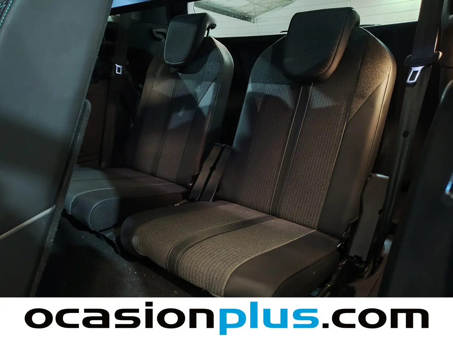 Foto Peugeot 5008 Peugeot 5008 PureTech 130 S&S Allure EAT8 (130 CV) 7 Plazas