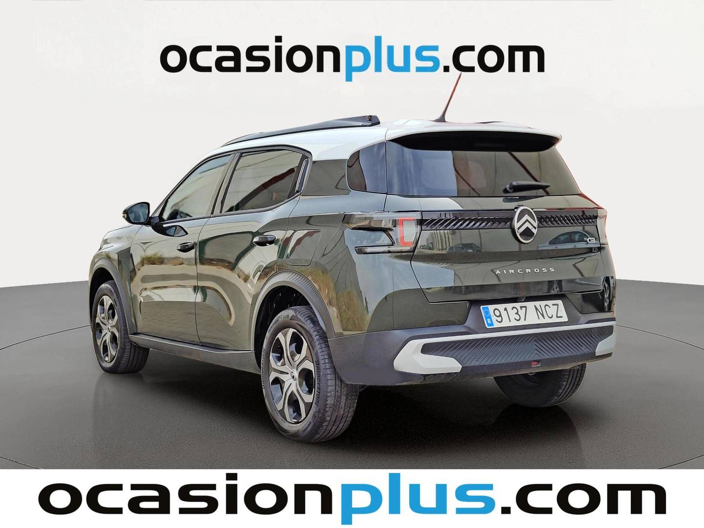 Foto trasera Citroën C3 Aircross Citroën C3 Aircross Hybrid 136 Plus e-DCS6 (136 CV) izquierda