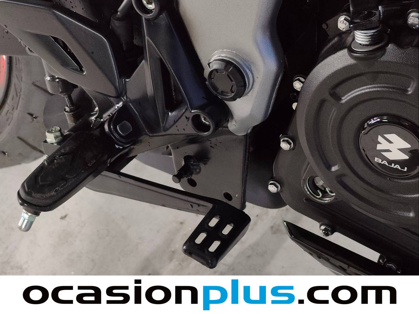 Bajaj Pulsar NS 400 Z Bajaj Pulsar NS 400 Z (39 CV) gasolina