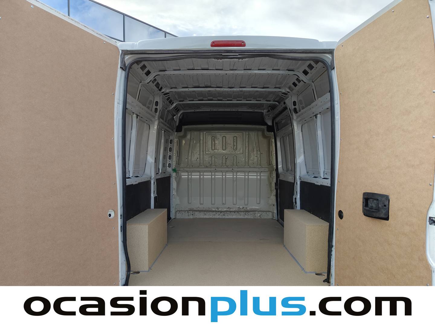 Foto Peugeot Boxer Peugeot Boxer Pack 335 L2 H2 BHDI (140CV) S&S