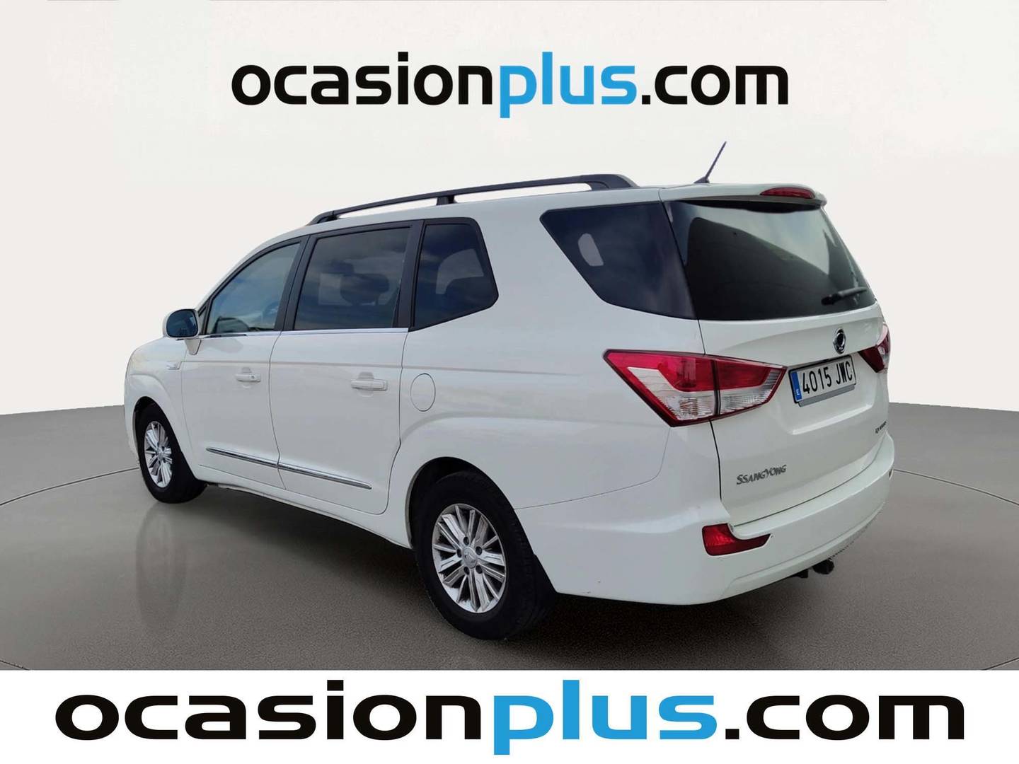 Foto trasera SsangYong Rodius Ssangyong Rodius D22T Premium Auto (178 CV) izquierda