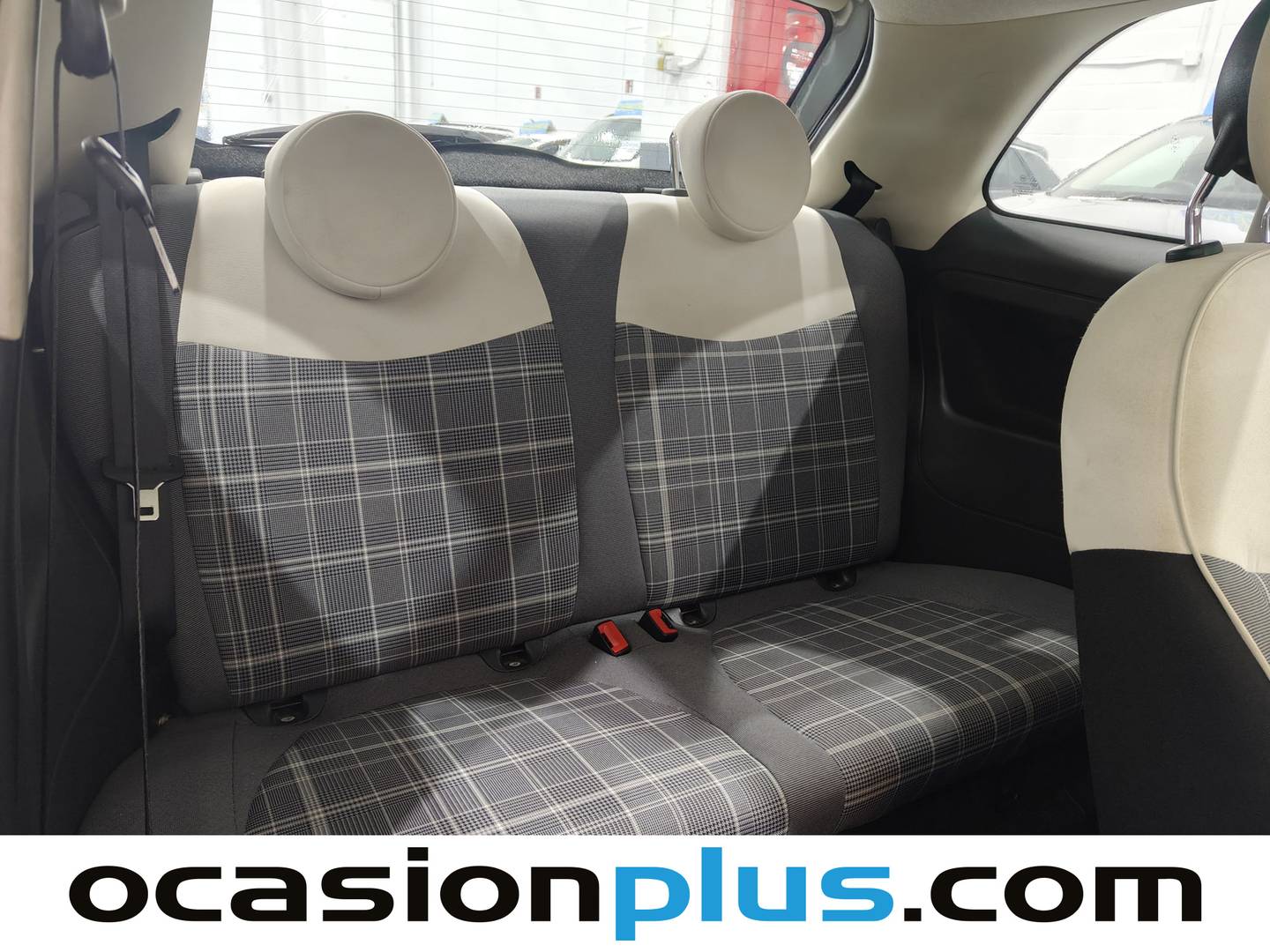 Foto Fiat 500 Fiat 500 1.2 8v Lounge (69 CV)