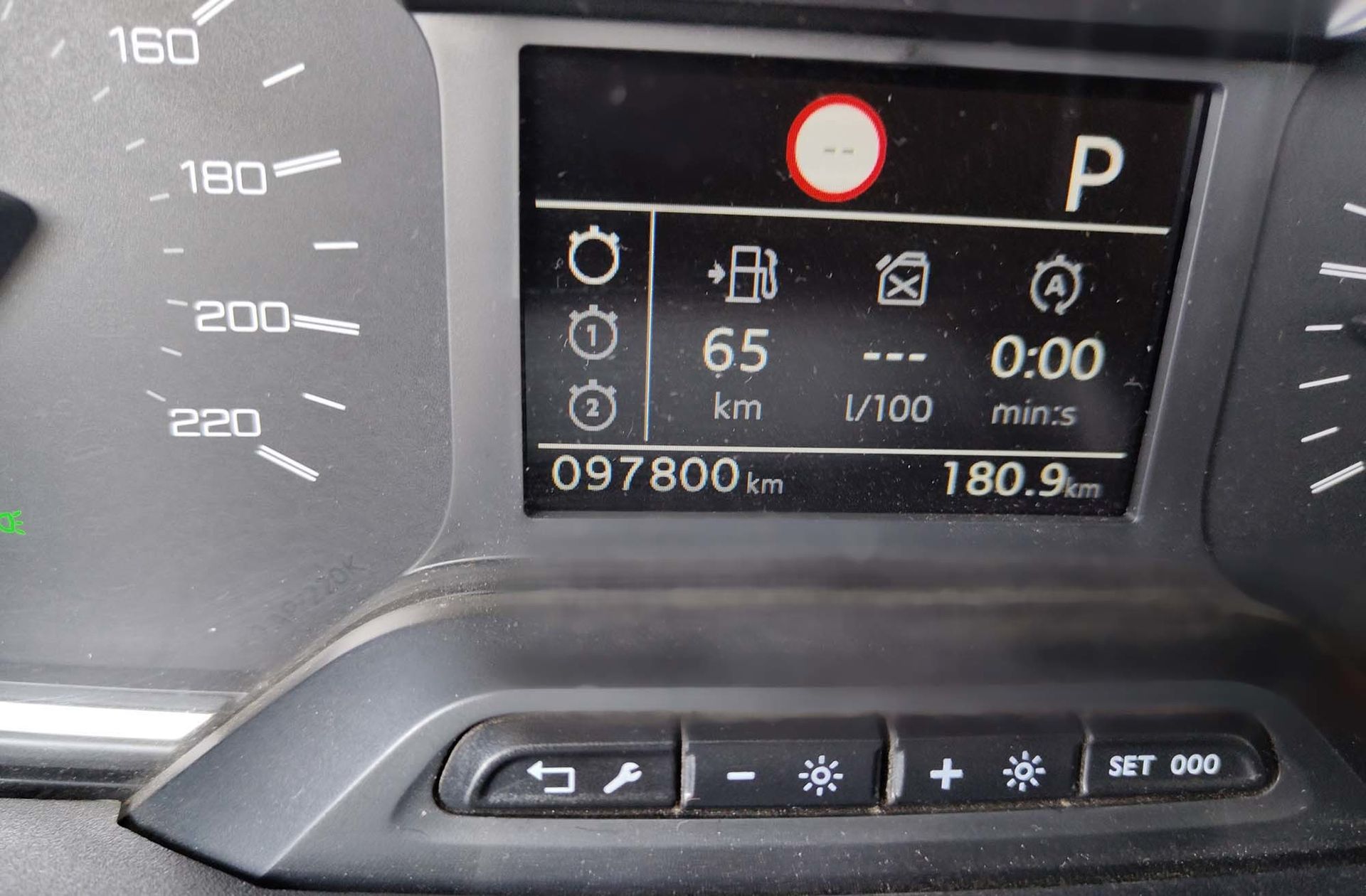 Peugeot Rifter Allure Standard PureTech EAT8 - foto 8