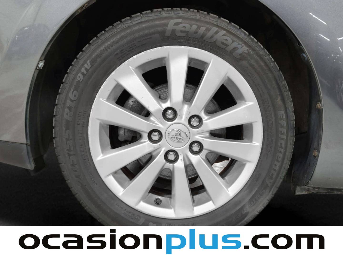 Acabados Toyota Auris Toyota Auris 1.6 VVT-I Dual Sol M/M (124 CV)