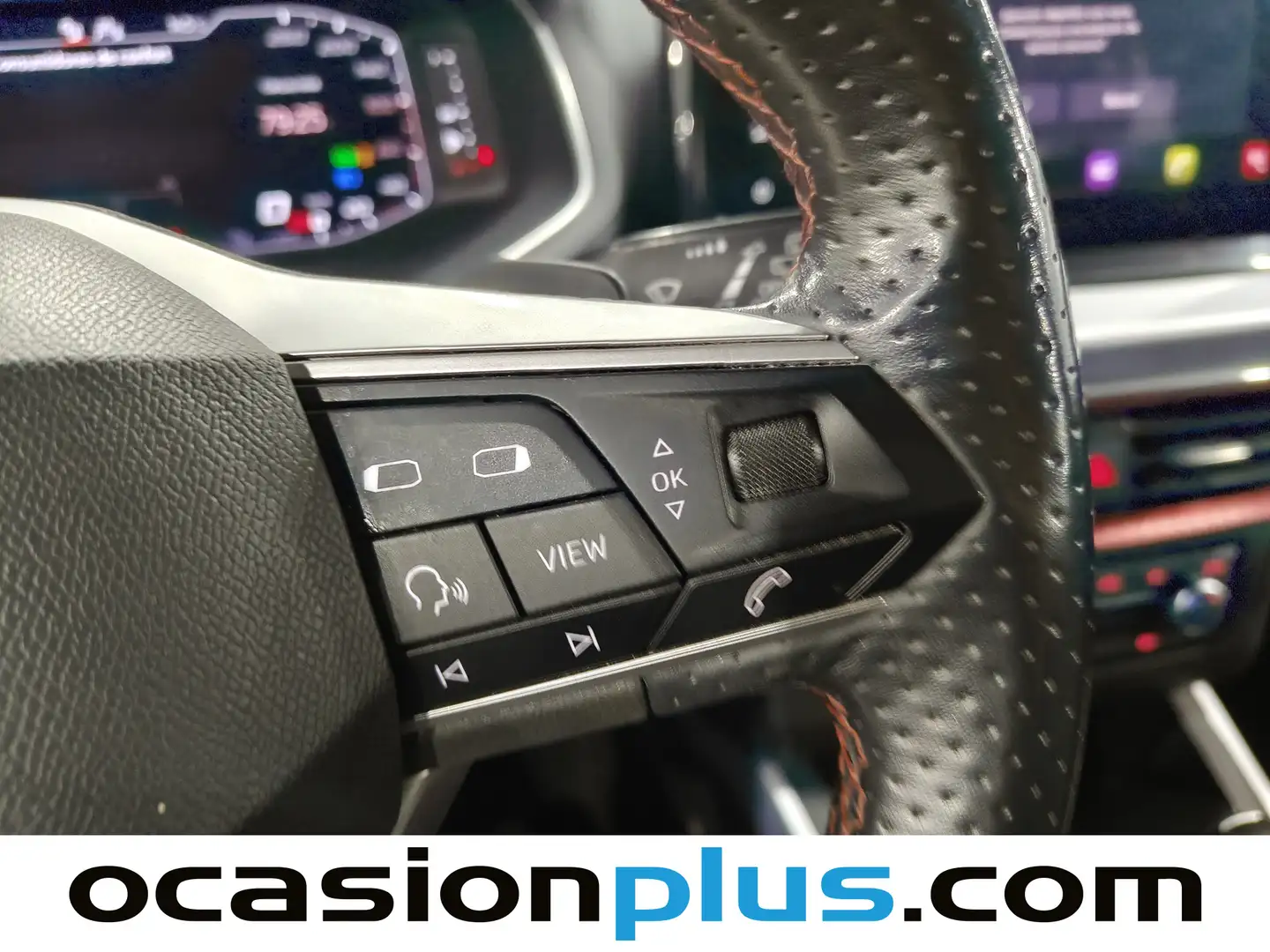 Foto Seat Arona SEAT Arona 1.5 TSI FR Plus DSG (150 CV)