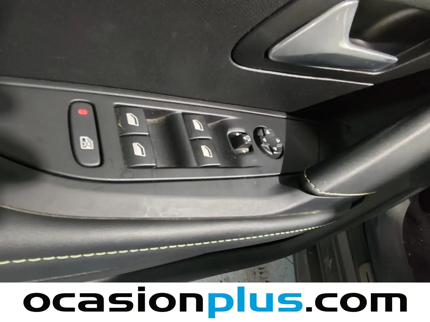 Foto Peugeot 208 Peugeot 208 BlueHDi 100 GT (100 CV)