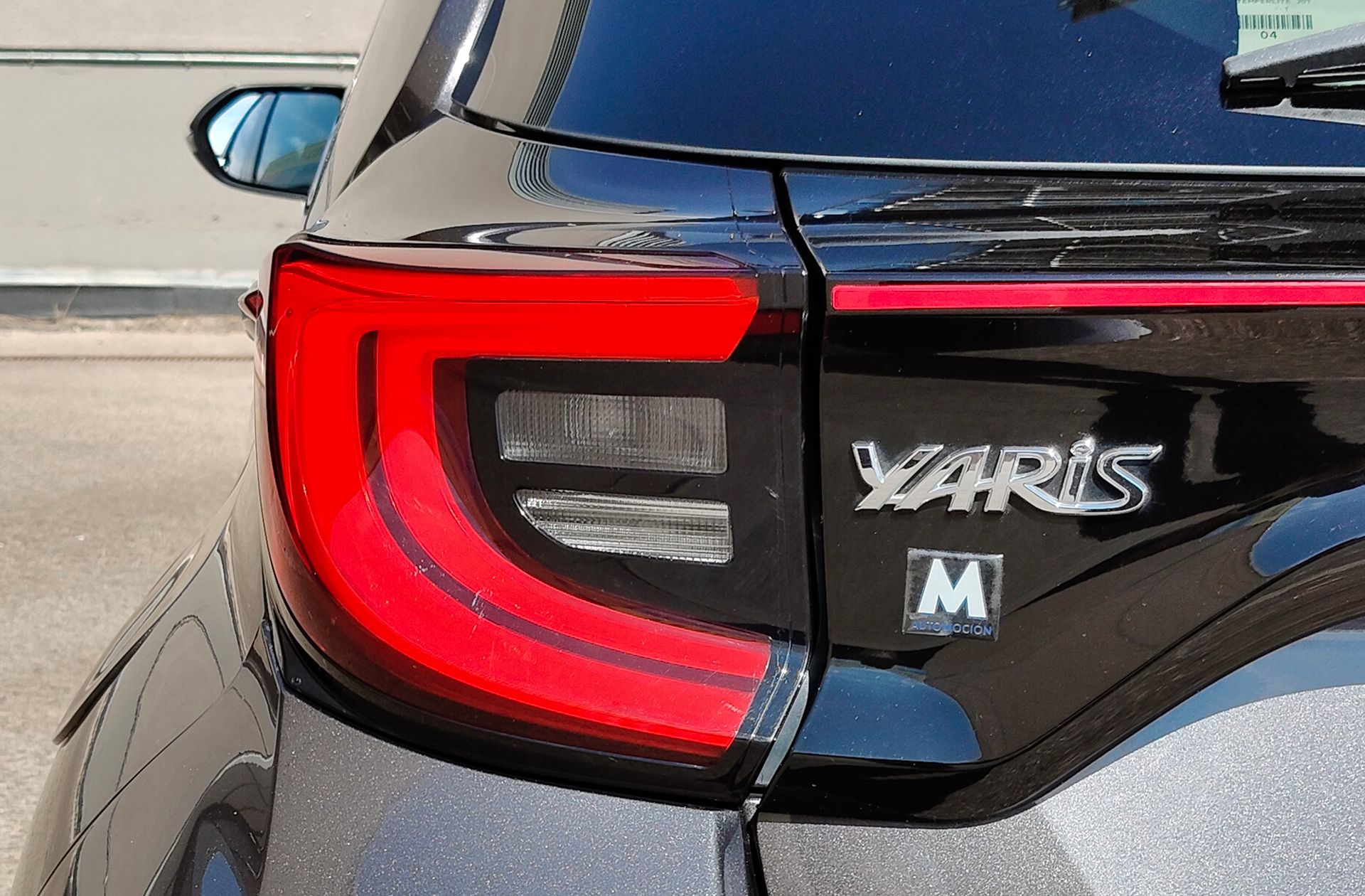 Toyota Yaris 120H Style - foto 14