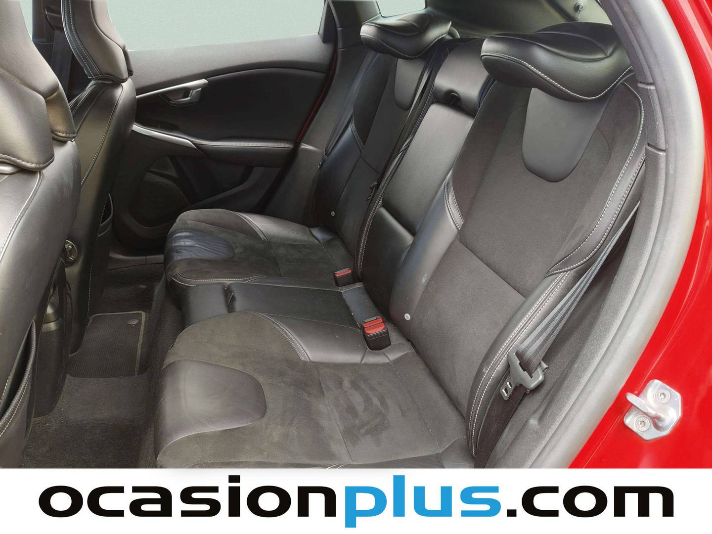 Foto asientos traseros Volvo V40 Volvo V40 R-Design Momentum Auto (152 CV)