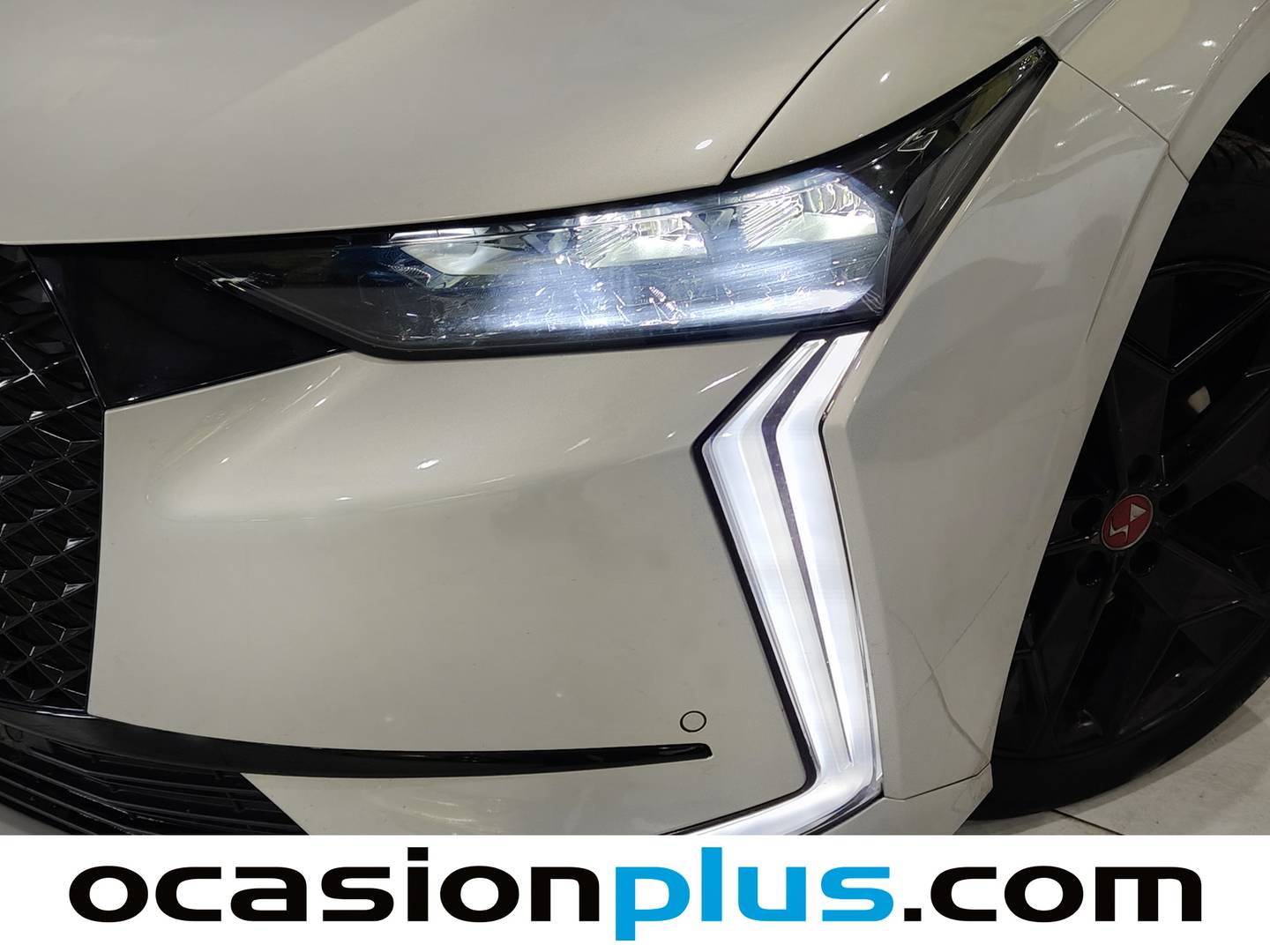 Foto DS DS 4 DS DS4 E-Tense 225 Performance Line (225 CV)