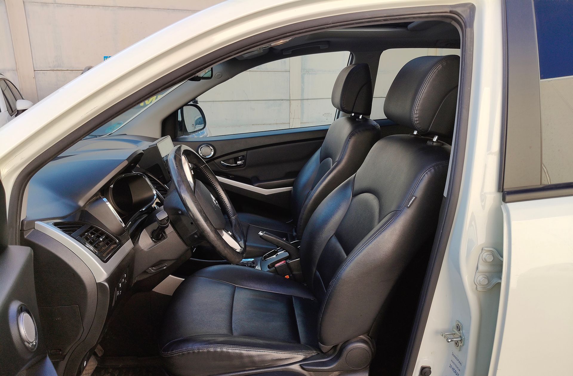 SsangYong Korando D22T Limited 4x4 - foto 13