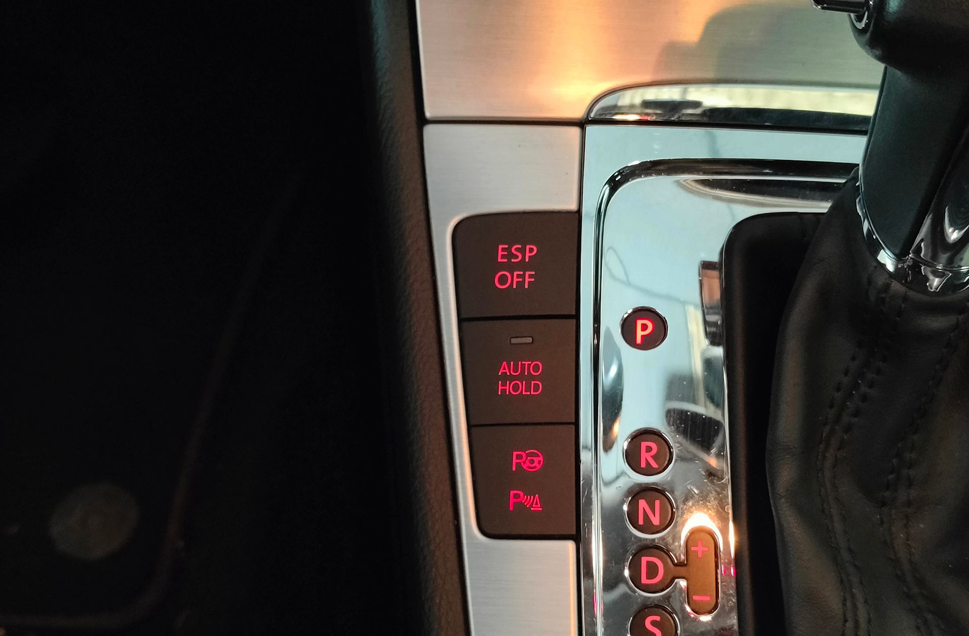 Volkswagen Passat CC 2.0 TDI DPF DSG - foto 9